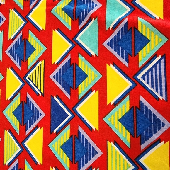 LulaRoe Colorful Multicolored Geometric Triangle Patterned Top Women's Medium M - Picture 2 of 5